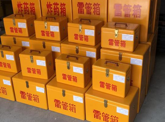 夹江玻璃钢雷管箱的使用寿命一般是多少？